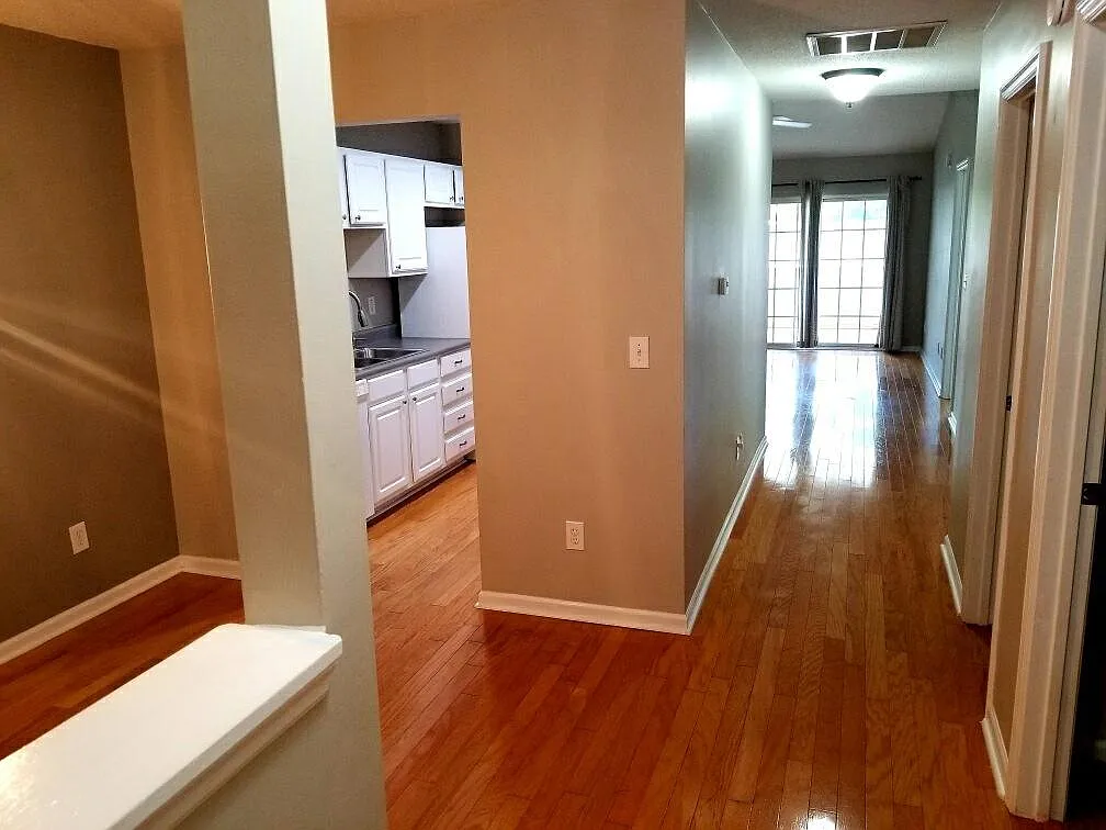 1285 Apex Ln — Photo 4