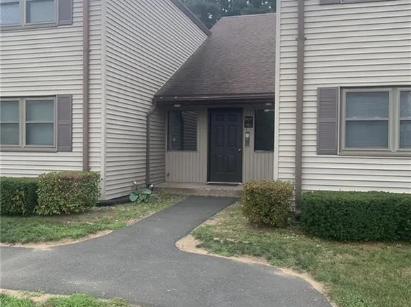 910 Twin Circle Drive #910, South Windsor, CT 06074