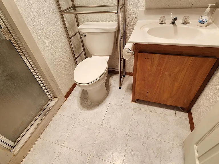128 Cooper Ct — Photo 26
