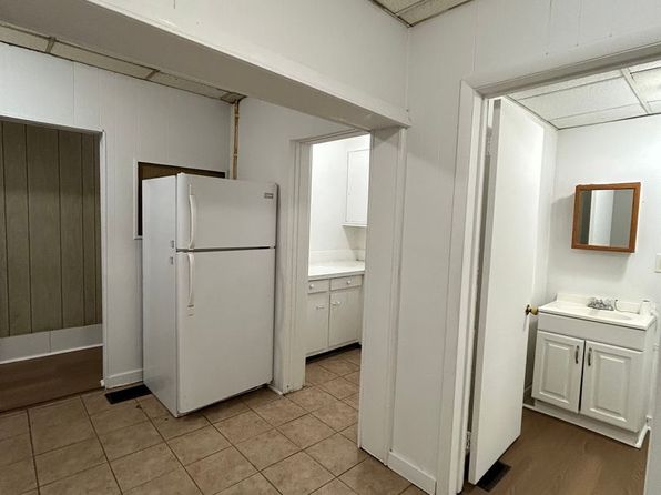 730 W State St APT 1