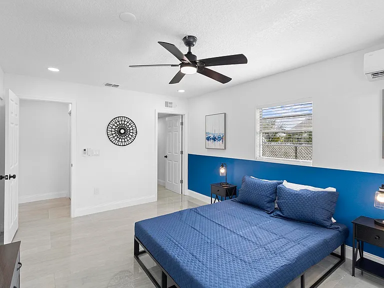 1824 Lake St #2 — Photo 3