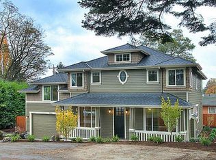 19533 55th Ave NE, Lake Forest Park, WA 98155