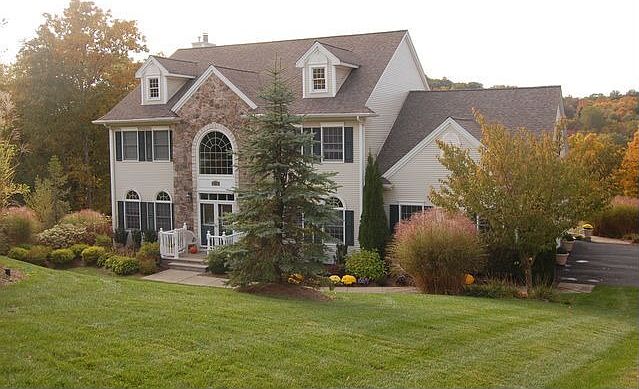 1st image of 20 Parkview Cir