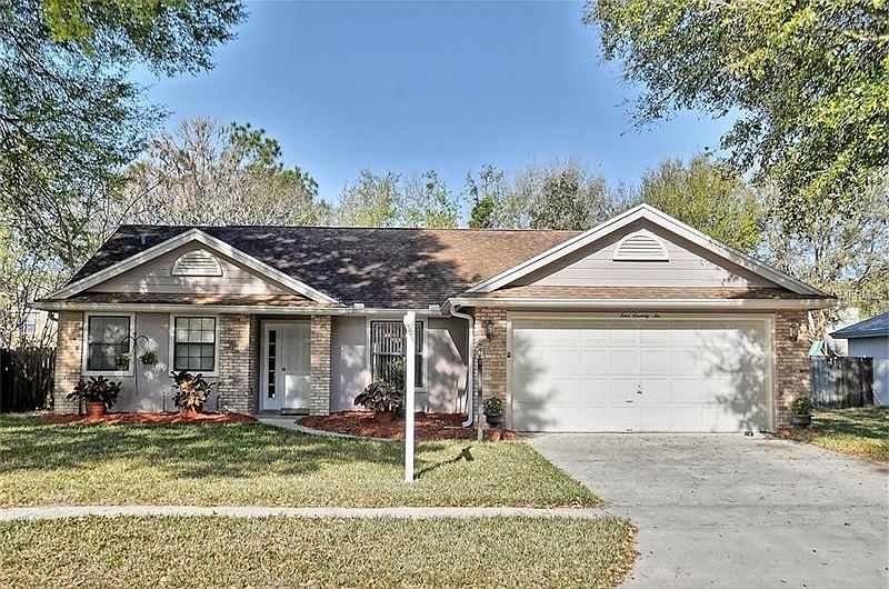 1st image of 472 Autumn Oaks Pl