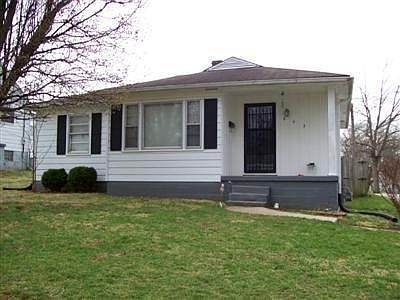 1st image of 843 Ivy Ave