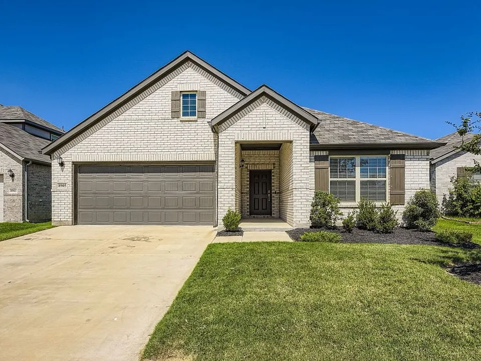 8905 Copper River Dr