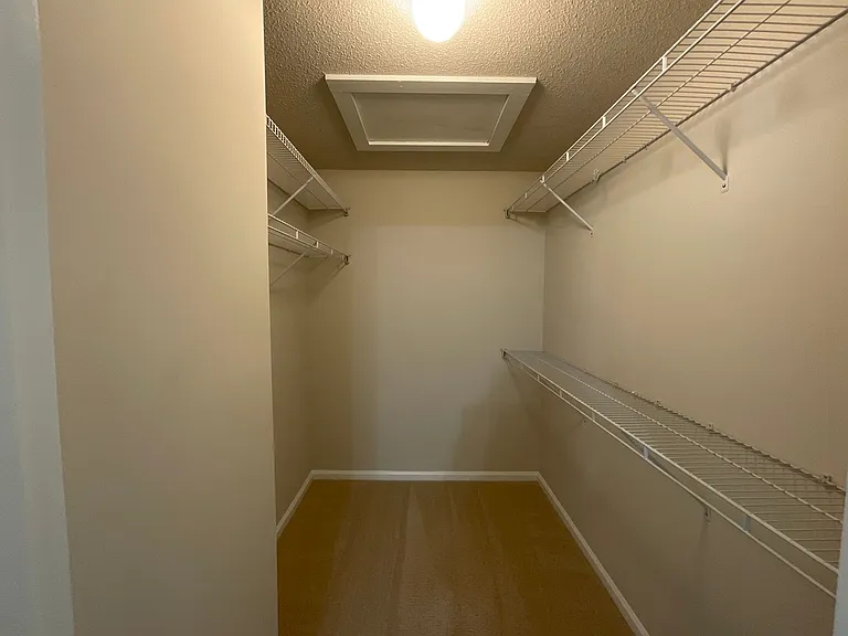 Meridian Park Apartments — Photo 176
