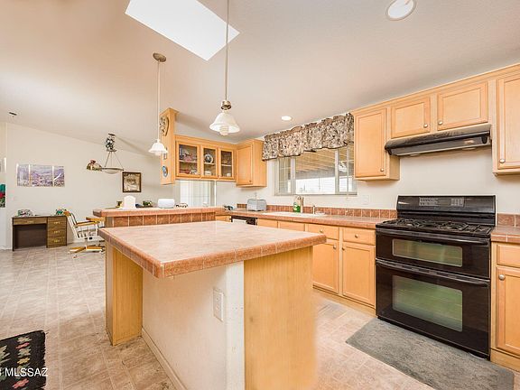 4th image of 8591 W Moses Dr