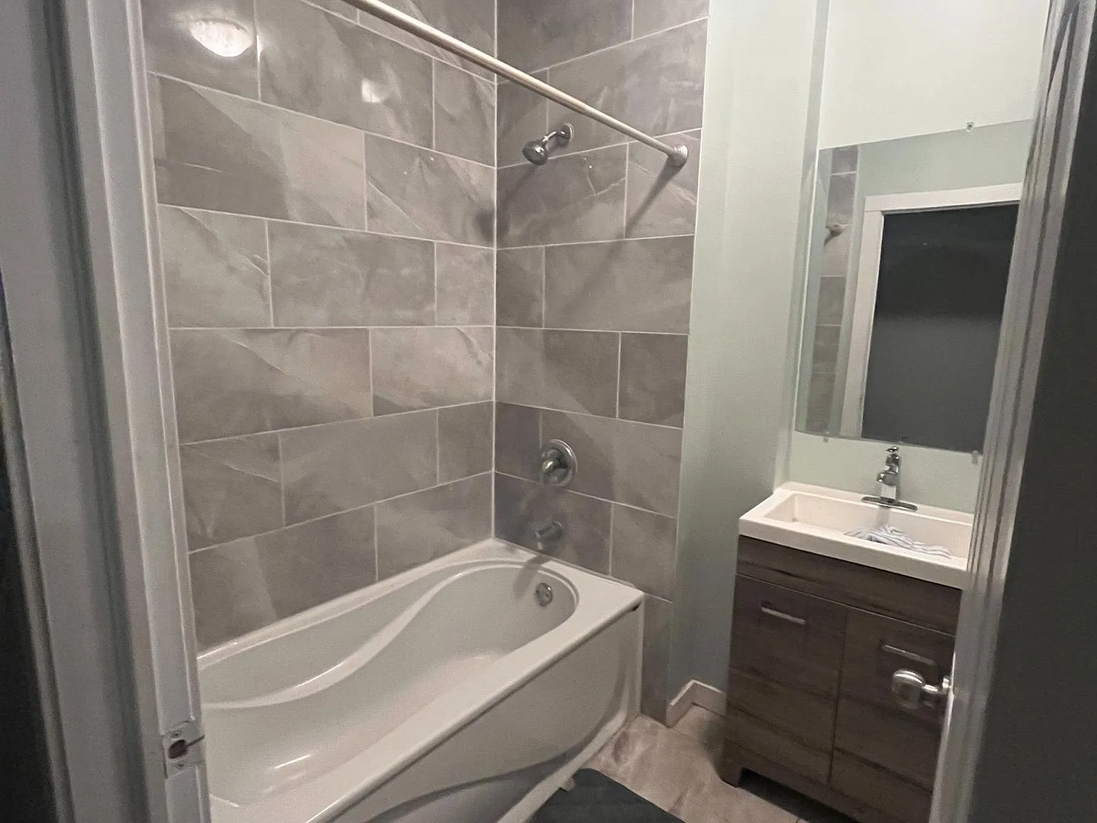 2 bed, $1,495 — Photo 1