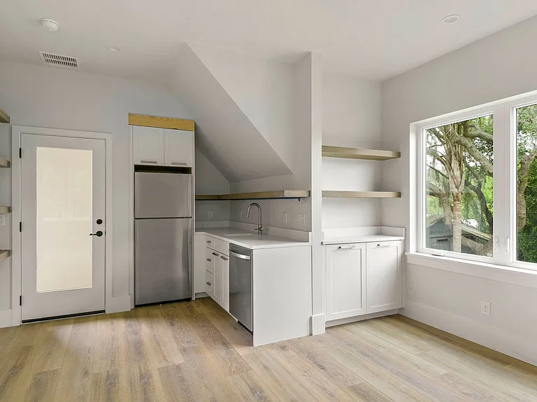 3222 Holliday Ave — Photo 16