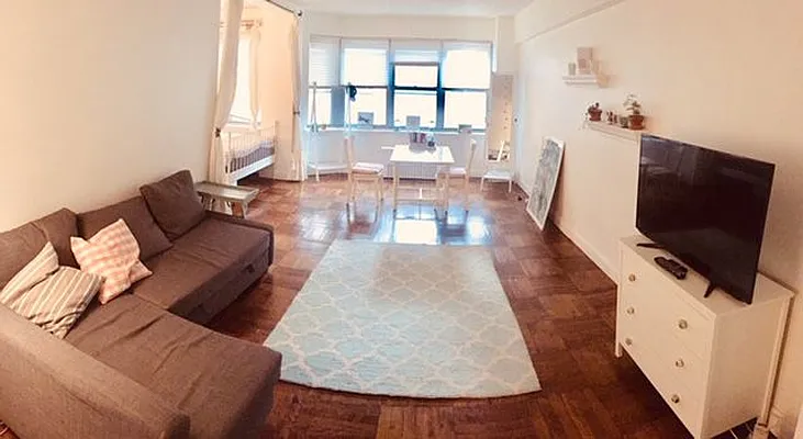 Rented by NYLA Realty | media 15