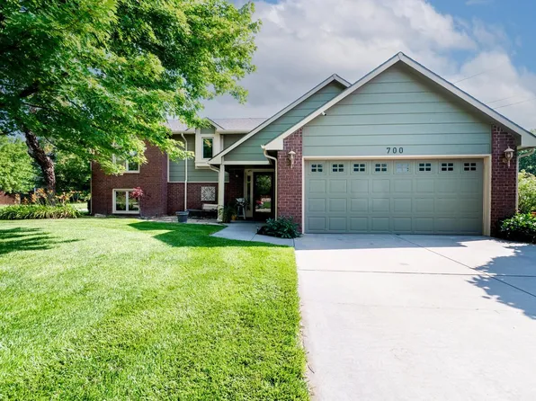 700 E Wahoo Cir, Derby, KS 67037