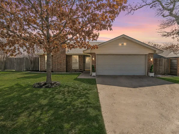 2960 Woodbridge Dr, Bedford, TX 76021
