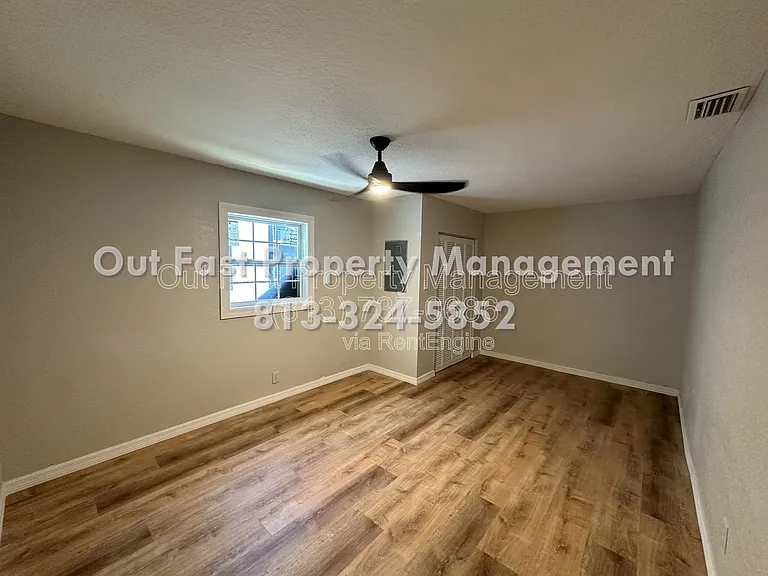 6712 N Harer St #2 — Photo 3