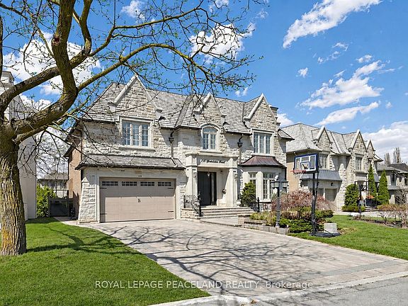 3rd image of 108 Yorkminster Rd