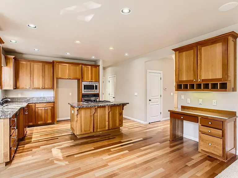 13109 SE Snowfire Dr — Photo 10