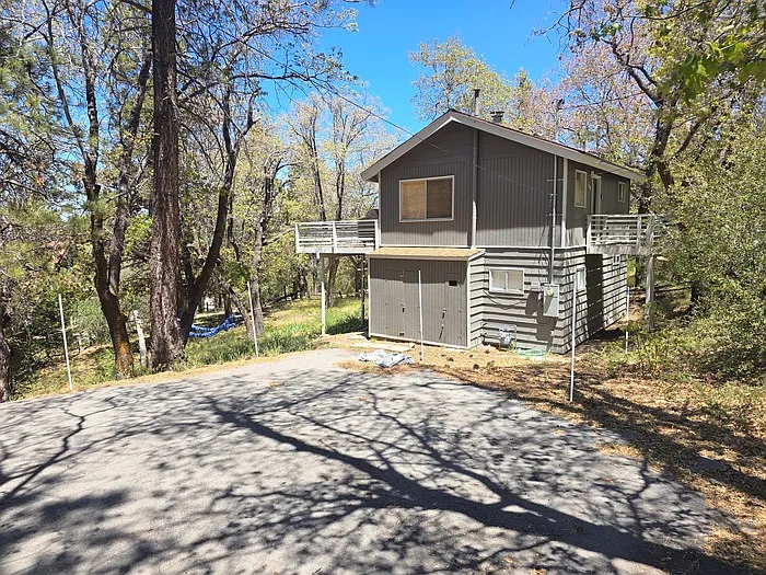 1394 Lassen Dr — Photo 11