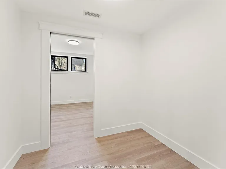 247 Brock St #104 — Photo 21