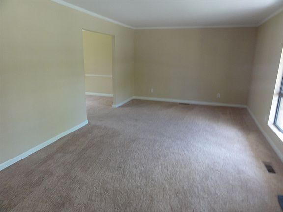 5th image of 6900 N Fox Point Dr