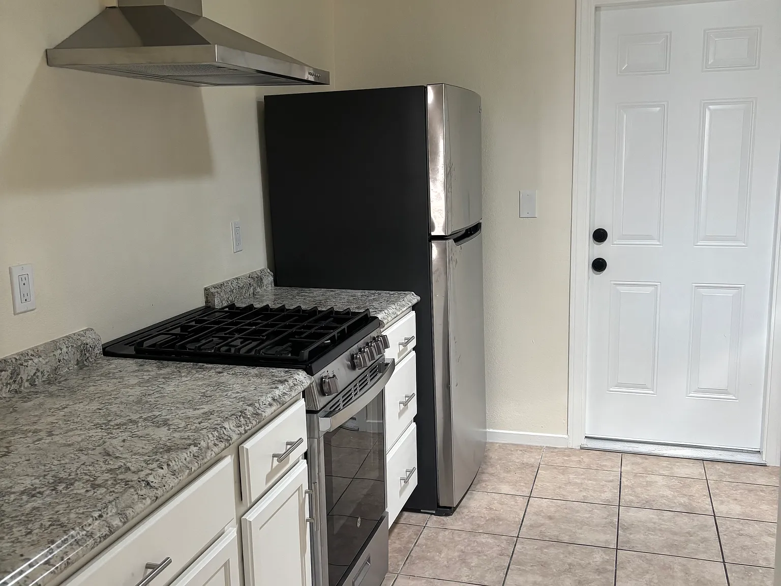 1 bed, $1,850 — Photo 3