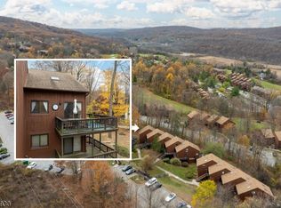 4 Sunrise Dr BLDG 4 #10, Vernon Twp., NJ 07462