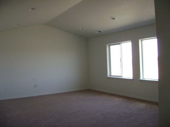 4th image of 5007 Pamplona Dr