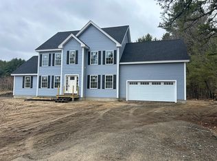 214 Hampshire Rd, Methuen, MA 01844