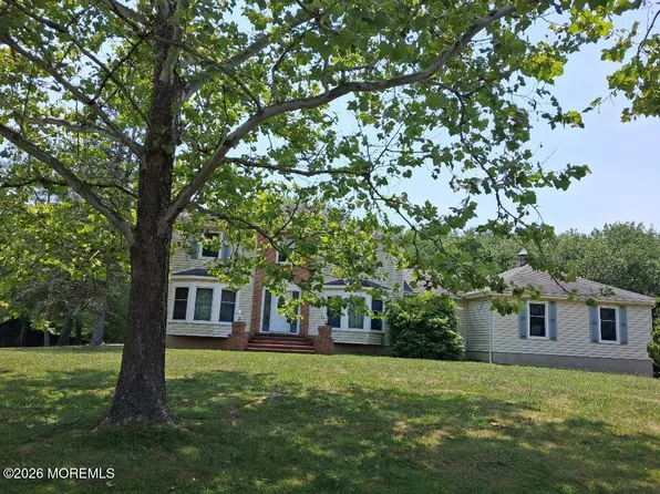 31 Hunt Road, Freehold, NJ 07728