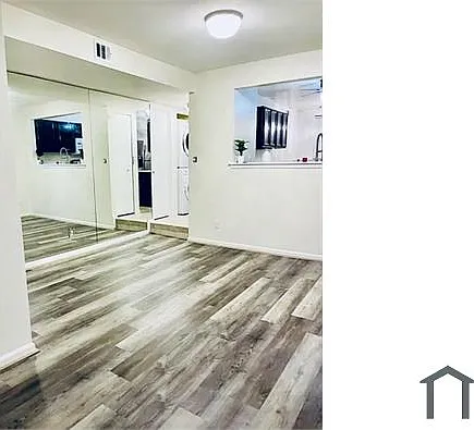 20313 Beaconfield Ter — Photo 15
