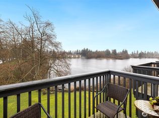 Liberty Lake Condo, Federal Way, WA 98003