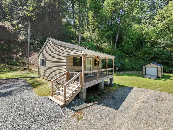 3807 Fontana Rd, Robbinsville, NC 28771