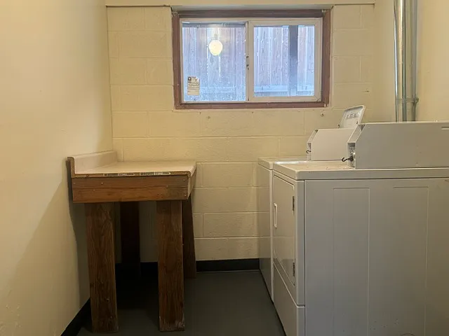 604 Alcatraz Ave #2 — Photo 17