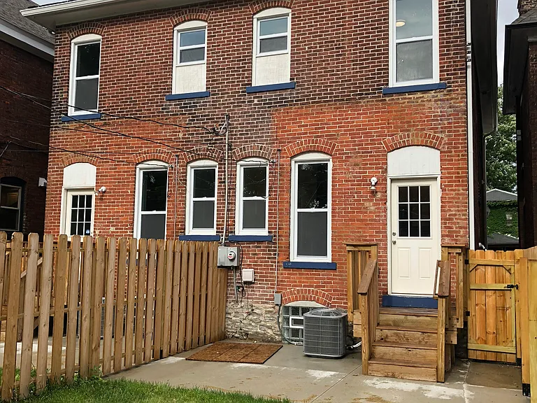 155 Miami Ave — Photo 16