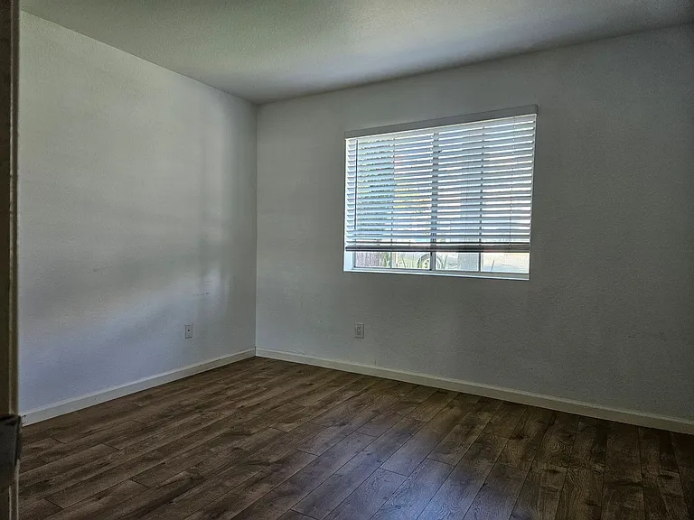4352 Arizona Street — Photo 7