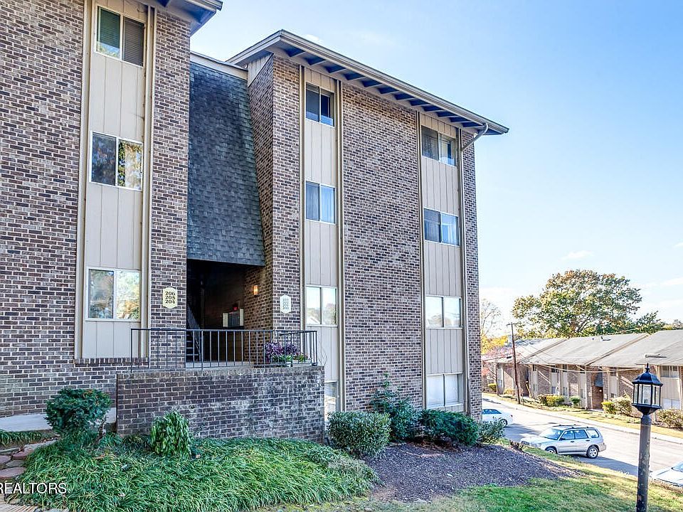 1st image of 3636 Taliluna Ave APT 202