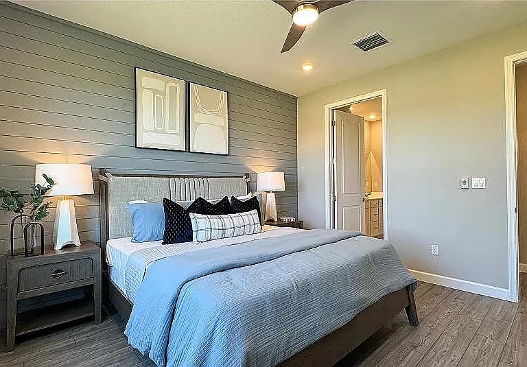 3 bed, 2.5 bath, 1436 sqft, $2,500 — Photo 3