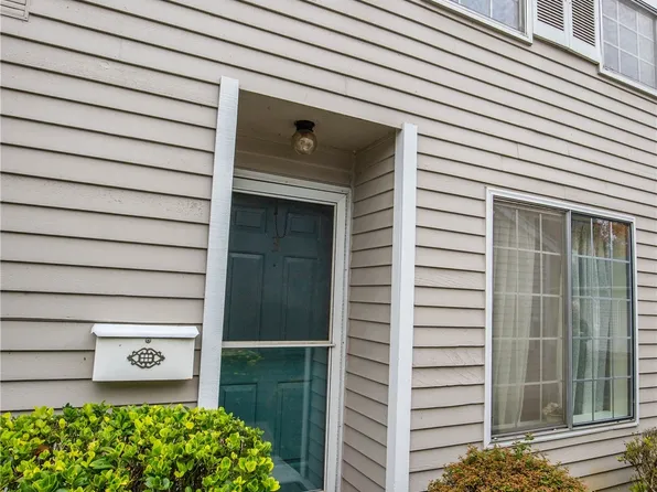 23959 58th Court S #C3, Kent, WA 98032