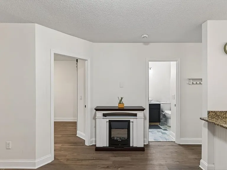 4664 Tower St SE #212 — Photo 8