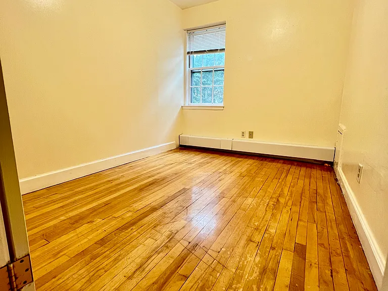 17 Hammond Pond Pkwy — Photo 10