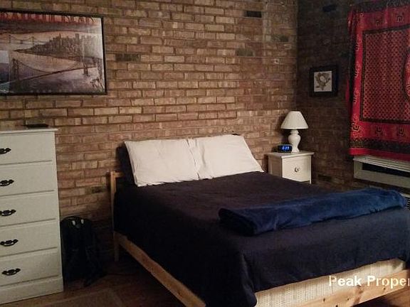 3rd image of 850 W Altgeld St APT 2