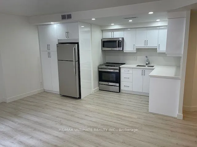 55 Centre Ave #702 — Photo 3