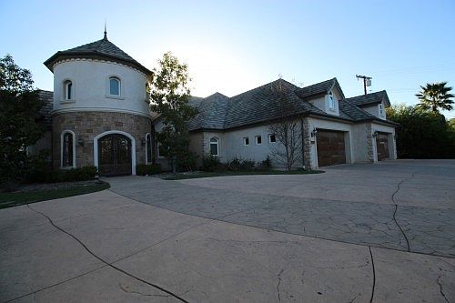 1st image of 1120 El Monte Dr