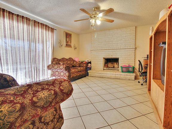 4th image of 7009 W Denton Ln