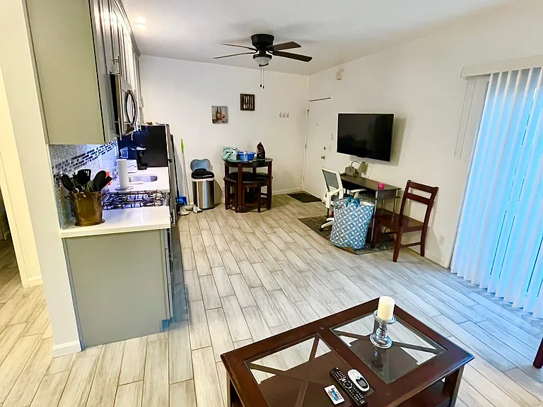 3697 S La Cienega Blvd #11 — Photo 12