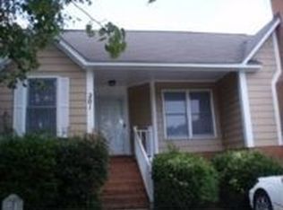 201 Village Ln, Columbia, SC 29209