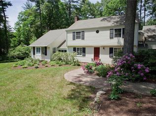 52 Wheeler Rd, Simsbury, CT 06070