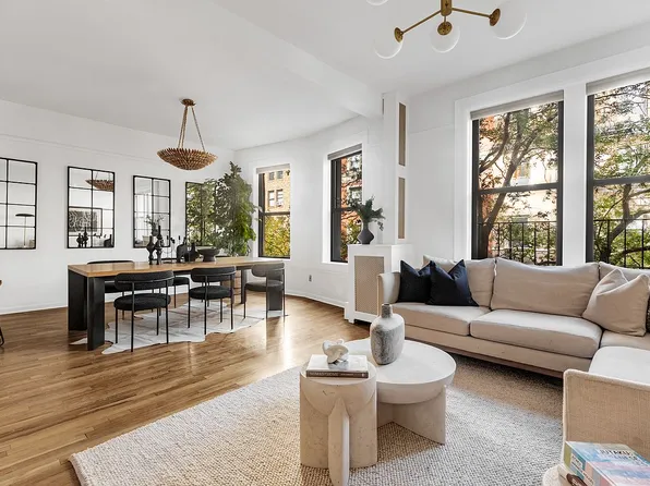 324 W 83rd St APT 4W, Manhattan, NY 10024