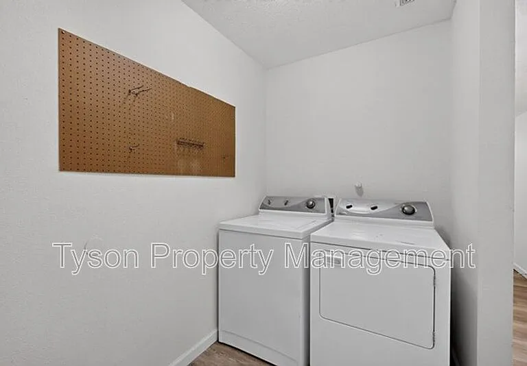 328 Escena St SE — Photo 28