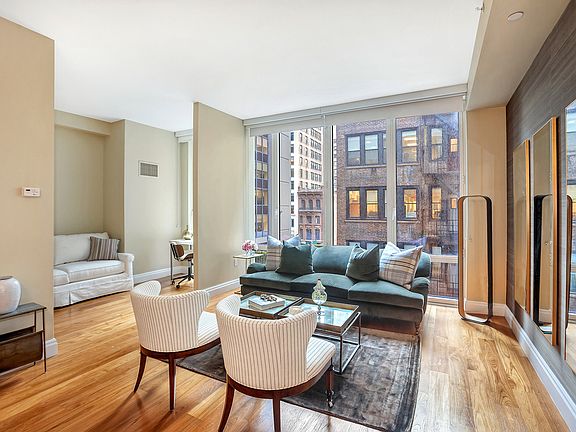 2nd image of 33 W 56th St #6AA