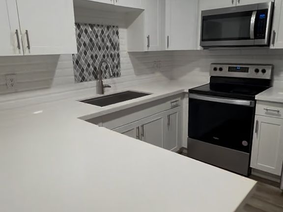 5th image of 807 Newark St #807